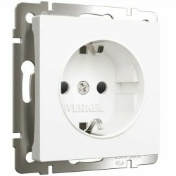 Розетка с заземлением и шторками (белый матовый) Werkel W1171161